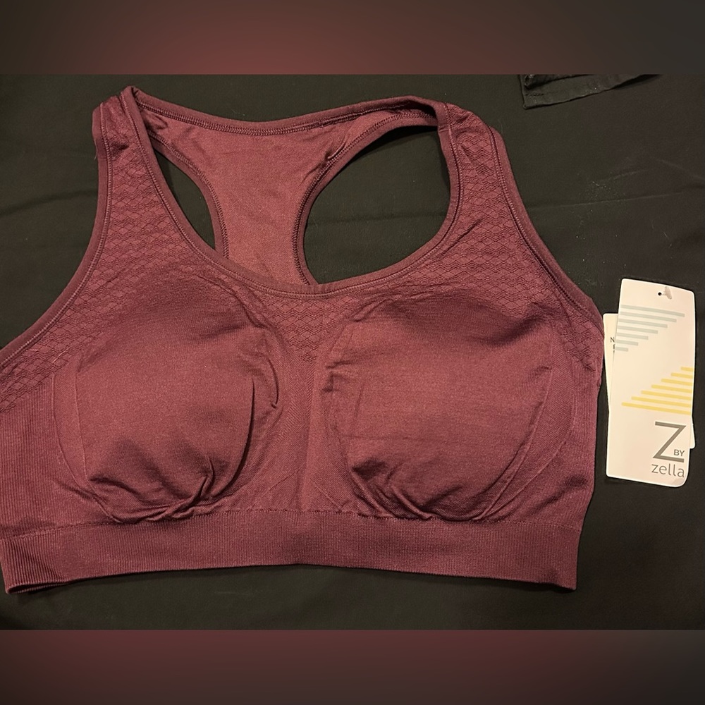 Z by Zella sports bra. NWT. Size Large